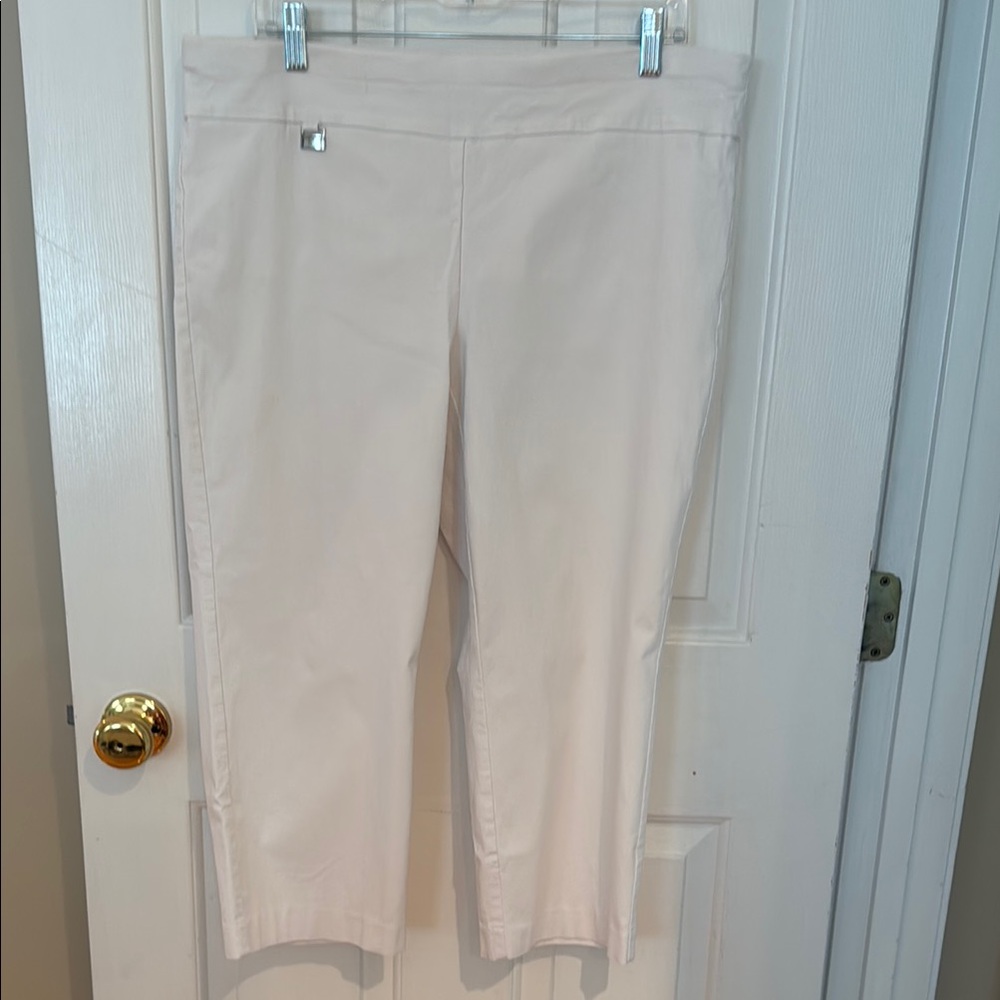 Alfani Cream Cropped Ankle Pants